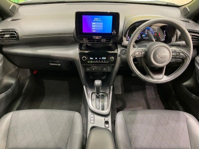TOYOTA YARIS CROSS HYBRID 2025