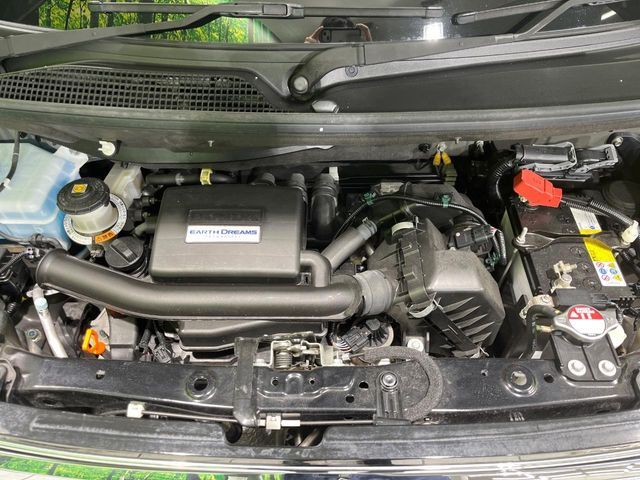 HONDA N BOX CUSTOM 4WD 2018