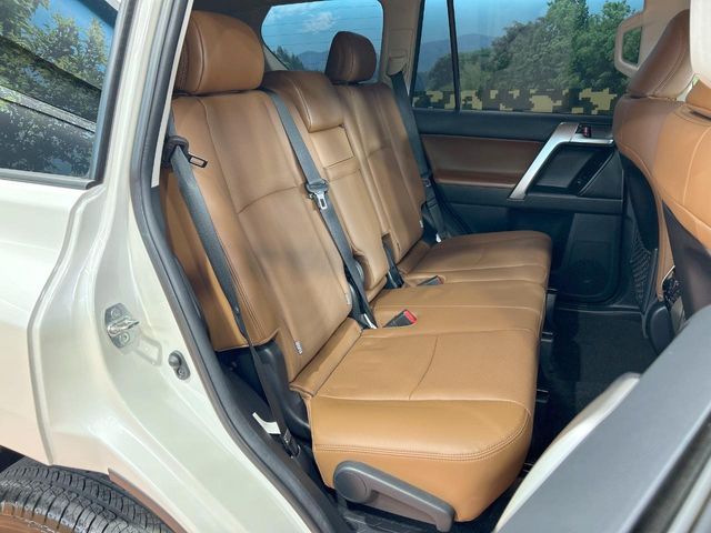 TOYOTA LANDCRUISER PRADO 2022