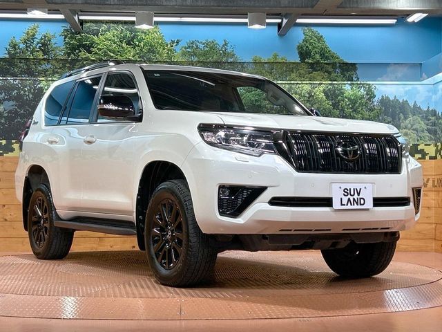 TOYOTA LANDCRUISER PRADO 2022