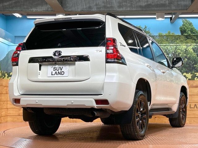 TOYOTA LANDCRUISER PRADO 2022