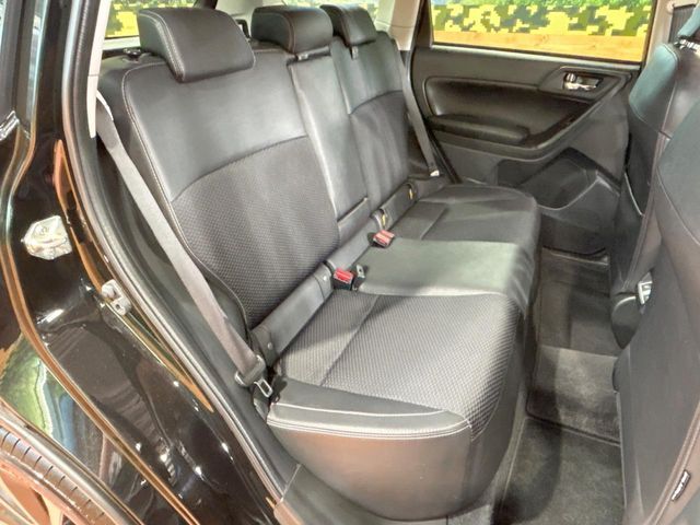 SUBARU FORESTER 2017