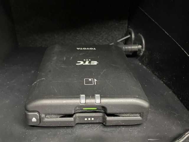 TOYOTA HILUX 4WD 2019