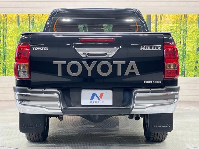 TOYOTA HILUX 4WD 2019