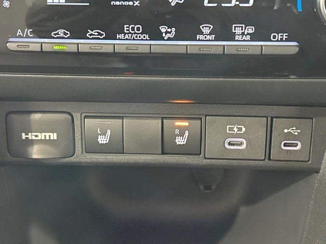 TOYOTA YARIS CROSS HYBRID 2025