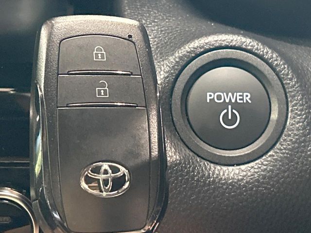 TOYOTA YARIS CROSS HYBRID 2025