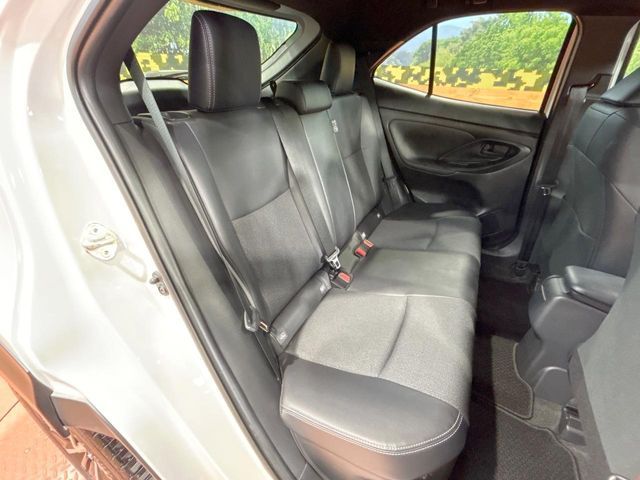 TOYOTA YARIS CROSS HYBRID 2025