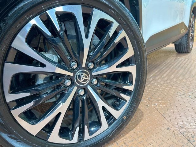 TOYOTA YARIS CROSS HYBRID 2025