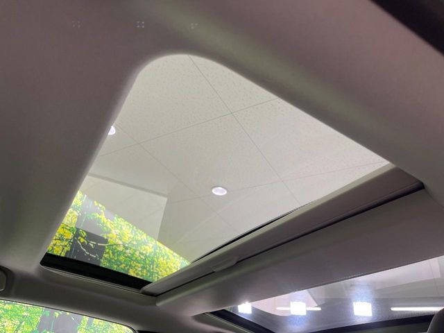 TOYOTA PRIUS 4WD 2023