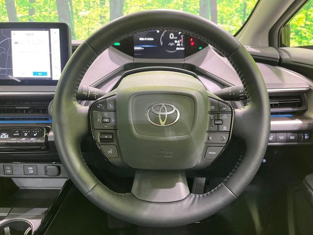 TOYOTA PRIUS 4WD 2023
