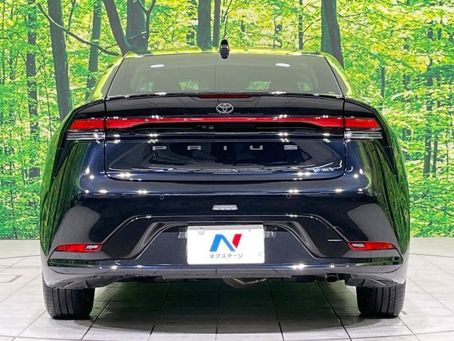 TOYOTA PRIUS 4WD 2023