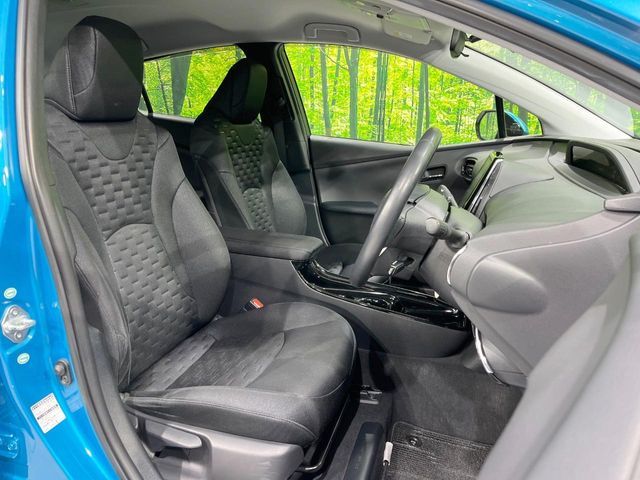 TOYOTA PRIUS PHV 2018