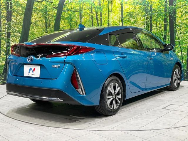 TOYOTA PRIUS PHV 2018