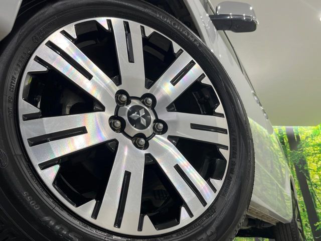 MITSUBISHI DELICA D:5 4WD 2024