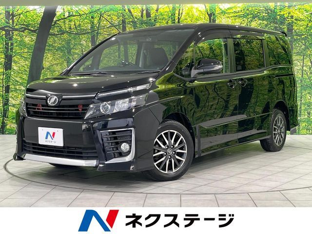 TOYOTA VOXY 4WD 2015