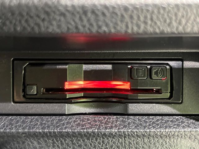 TOYOTA VOXY 4WD 2015