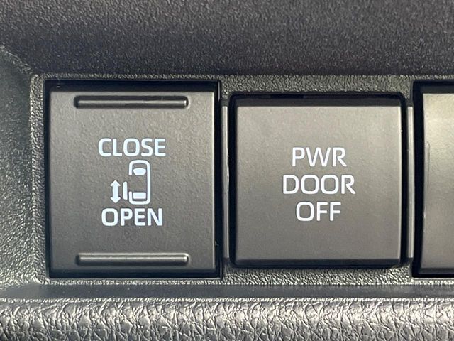 TOYOTA SIENTA HYBRID 2025