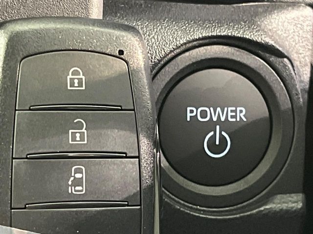 TOYOTA SIENTA HYBRID 2025