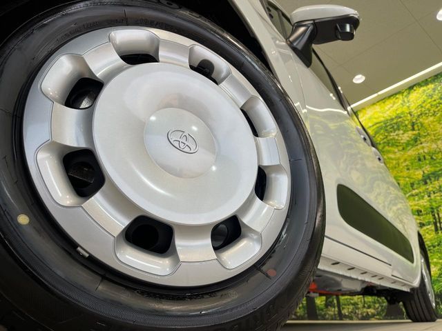 TOYOTA SIENTA HYBRID 2025