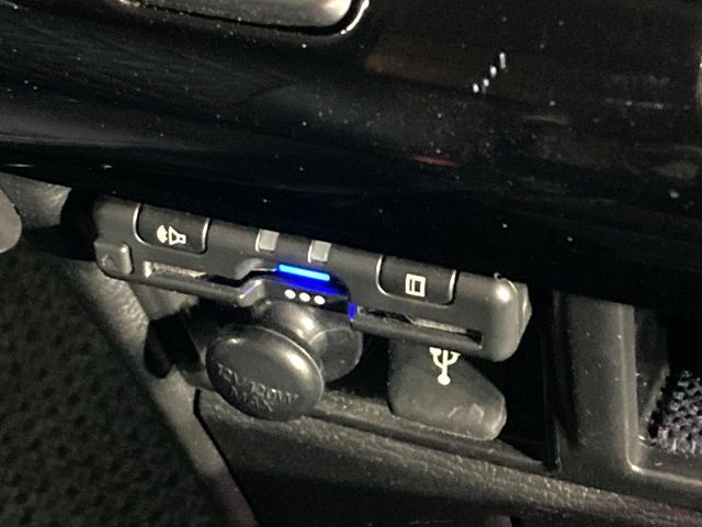 MITSUBISHI DELICA D:5 4WD 2023