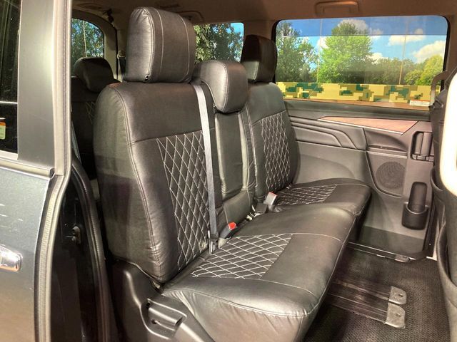 MITSUBISHI DELICA D:5 4WD 2023