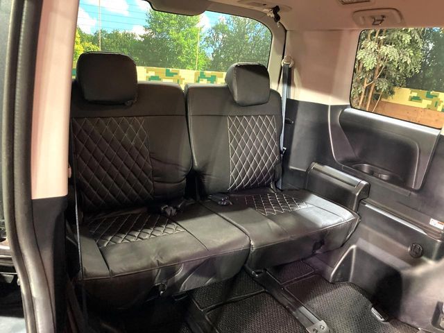 MITSUBISHI DELICA D:5 4WD 2023