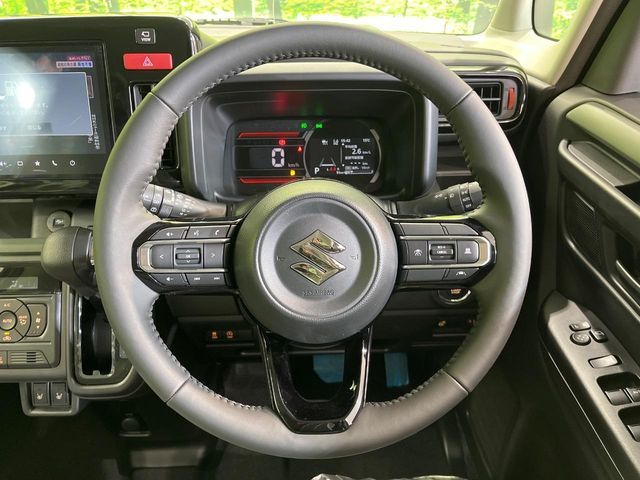 SUZUKI Spacia GEAR 2024