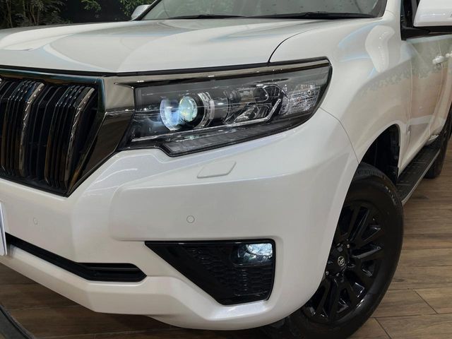 TOYOTA LANDCRUISER PRADO 2022