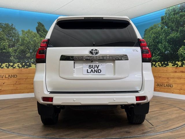 TOYOTA LANDCRUISER PRADO 2022