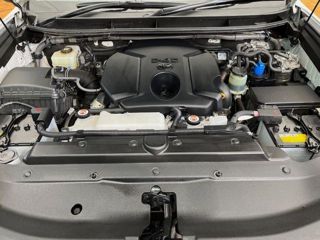 TOYOTA LANDCRUISER PRADO 2022