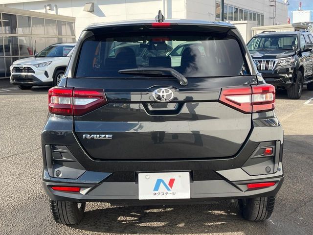 TOYOTA RAIZE 2025
