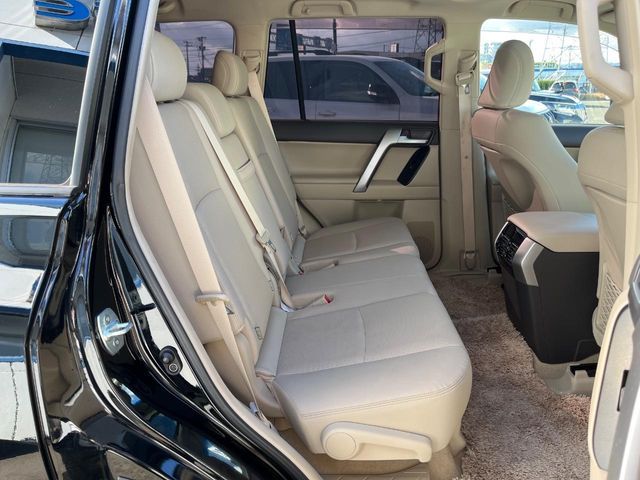 TOYOTA LANDCRUISER PRADO 2018