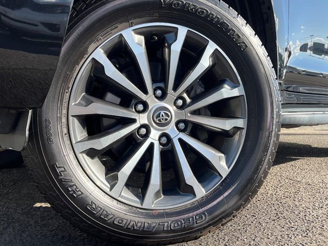 TOYOTA LANDCRUISER PRADO 2018