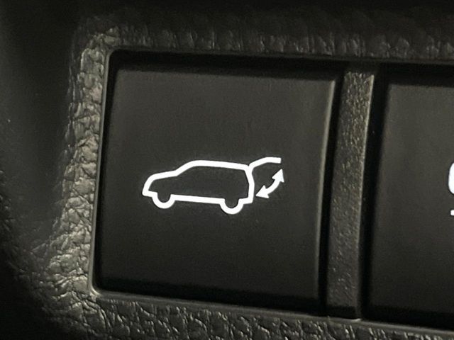 TOYOTA RAV4 HYBRID 4WD 2023