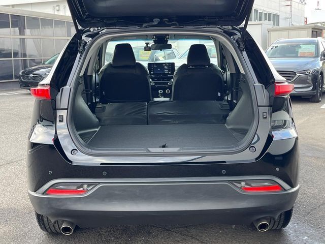 TOYOTA HARRIER 2WD 2022