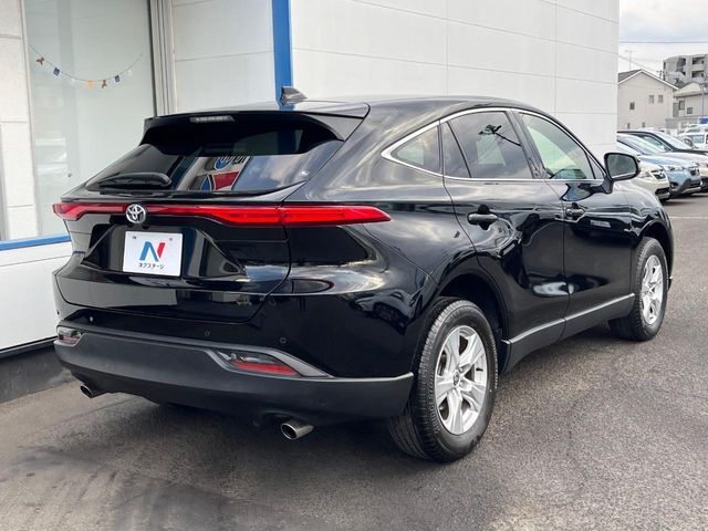 TOYOTA HARRIER 2WD 2022