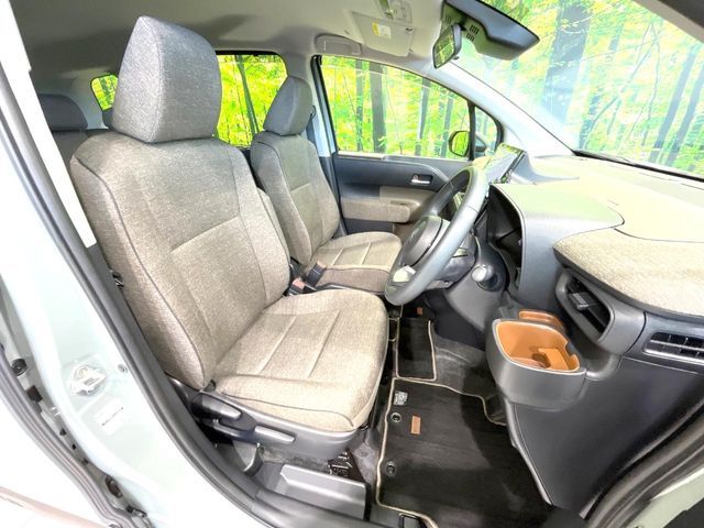 TOYOTA SIENTA HYBRID 2024