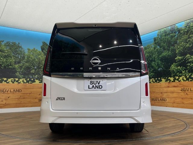 NISSAN SERENA  WG 4WD 2023