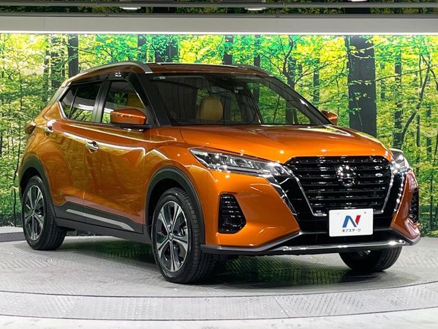 NISSAN KICKS 2021