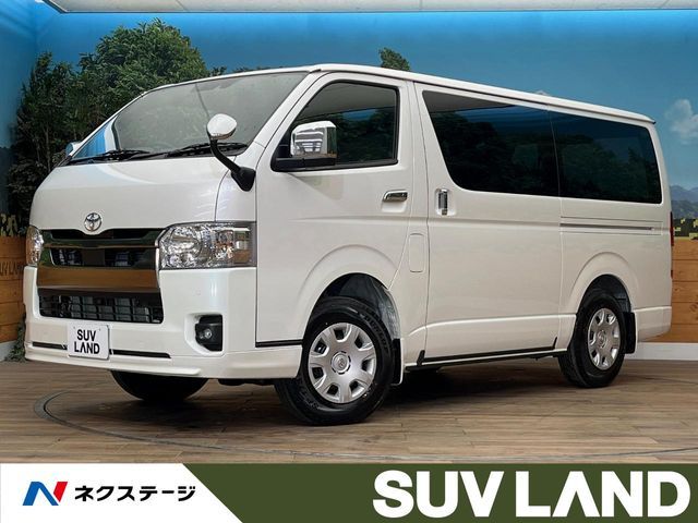 TOYOTA HIACE van 4WD 2025