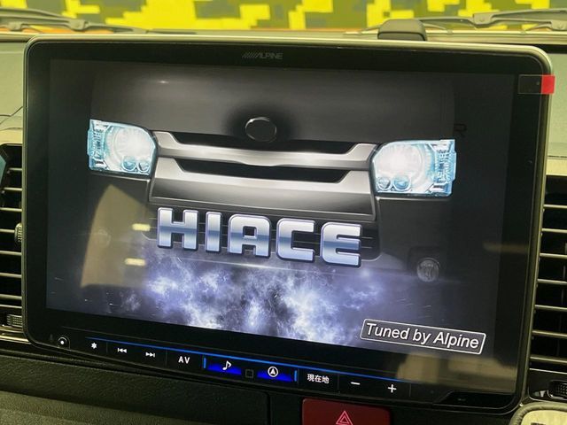 TOYOTA HIACE van 4WD 2025