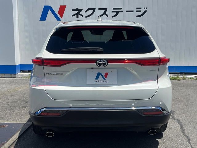 TOYOTA HARRIER 2WD 2022
