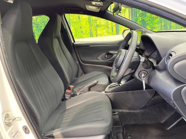 TOYOTA YARIS HYBRID 2022