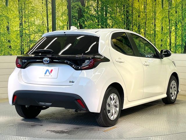 TOYOTA YARIS HYBRID 2022