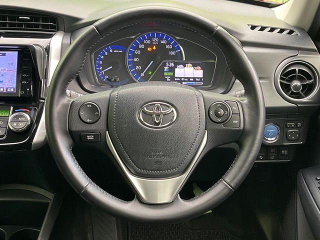 TOYOTA COROLLA FIELDER HYBRID 2016