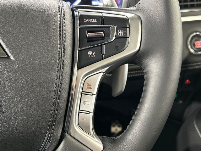 MITSUBISHI DELICA D:5 4WD 2025