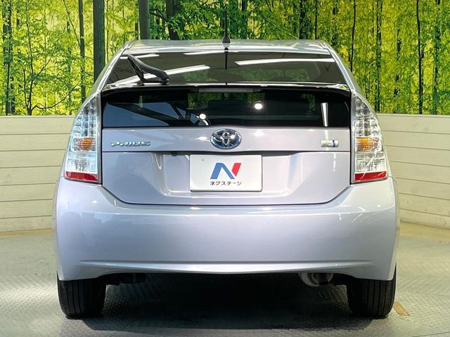 TOYOTA PRIUS 2010