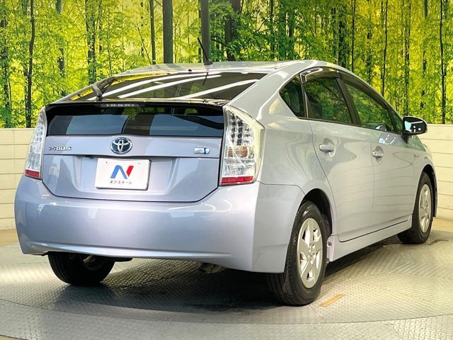 TOYOTA PRIUS 2010