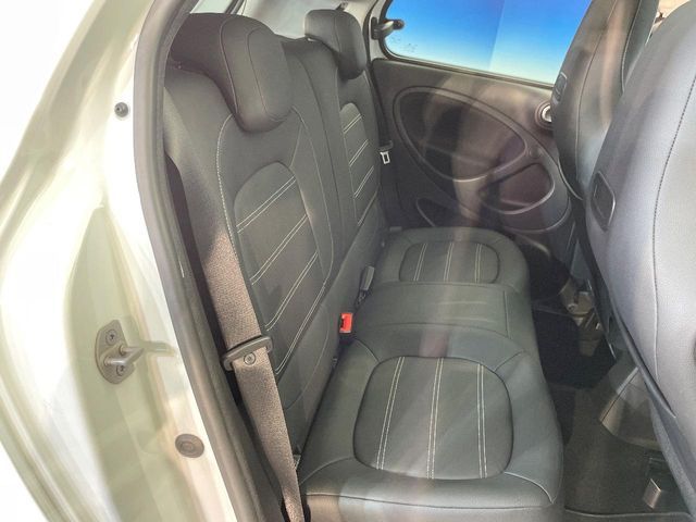 MCC SMART FORFOUR 2017