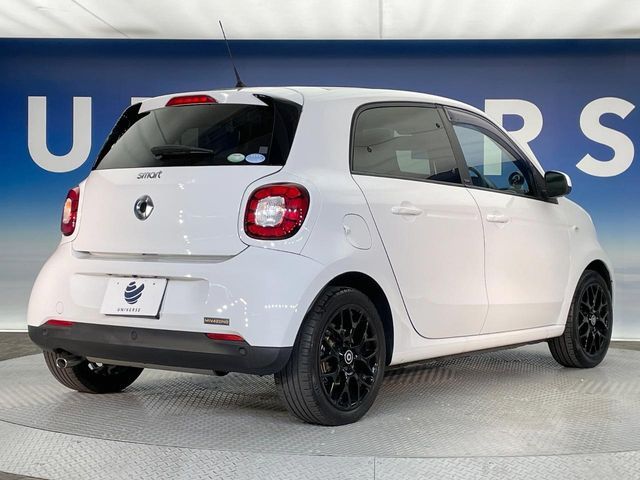 MCC SMART FORFOUR 2017